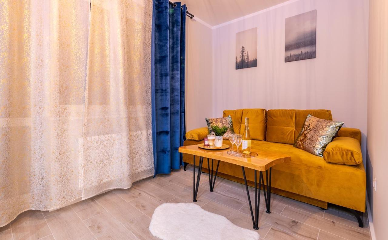 Apartament Kasztelan Apartment Устшики Долне Екстериор снимка